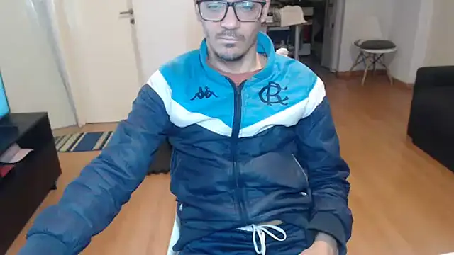 Snapshot of guachin_hunk chatting on 06-15-26, 09:47 guachin hunk online show from 06-15-26, 09:47