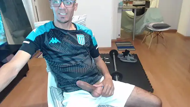 guachin hunk online show from 10-22-25, 04:01