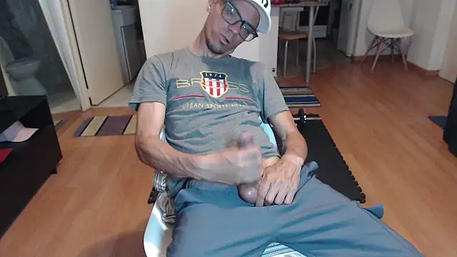 guachin hunk online show from 09-29-25, 03:57