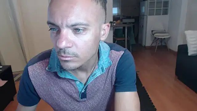 guachin hunk online show from 11-19-25, 08:31