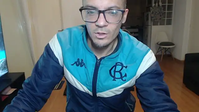 Snapshot of guachin_hunk chatting on 05-31-26, 11:27 guachin hunk online show from 05-31-26, 11:27