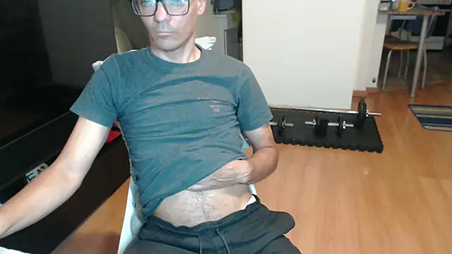 guachin hunk online show from 03-23-26, 04:01