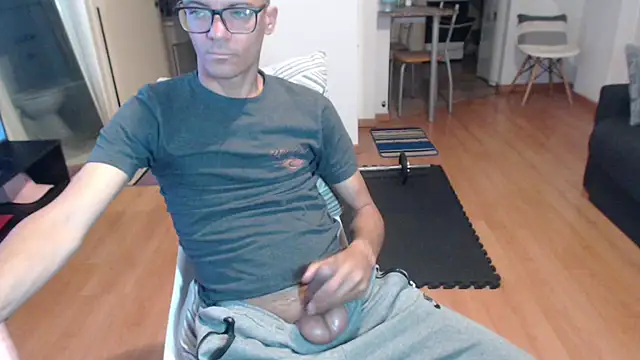 guachin hunk online show from 11-08-25, 11:19