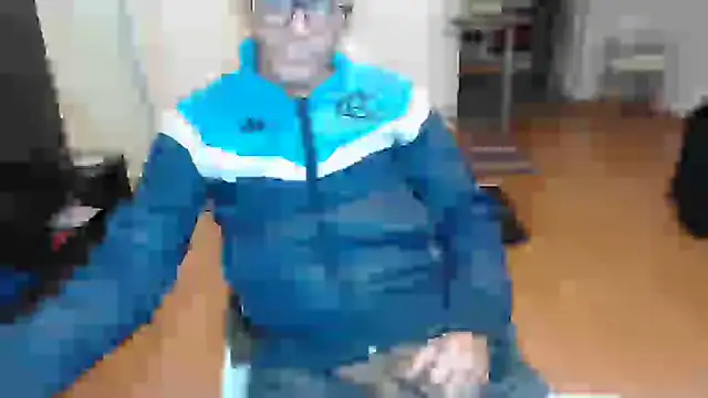 Snapshot of guachin_hunk chatting on 07-13-26, 04:34 guachin hunk online show from 07-13-26, 04:34