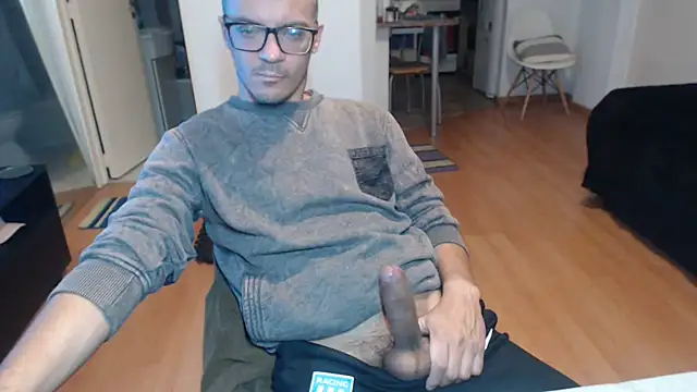 Snapshot of guachin_hunk chatting on 06-30-26, 07:58 guachin hunk online show from 06-30-26, 07:58
