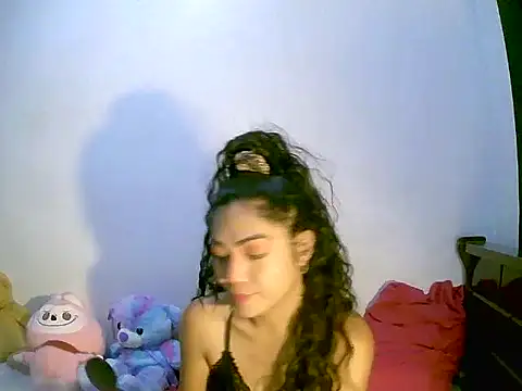 Snapshot of sweetvirginia01 chatting on 03-01-26, 12:54 sweetvirginia01 online show from 03-01-26, 12:54
