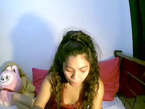 Snapshot of sweetvirginia01 chatting on 02-10-26, 01:54 sweetvirginia01 online show from 02-10-26, 01:54