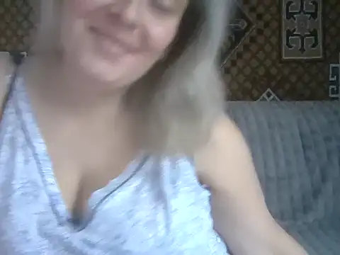 Diana Britt online show from 10-17-25, 06:17