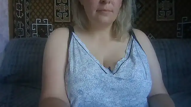 Snapshot of Diana_Britt chatting on 06-25-26, 07:57 Diana Britt online show from 06-25-26, 07:57