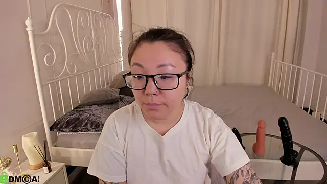 Snapshot of gentle_muse chatting on 04-01-26, 11:56 gentle muse online show from 04-01-26, 11:56