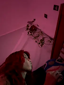 dinamita Blair online show from 12-17-25, 06:07