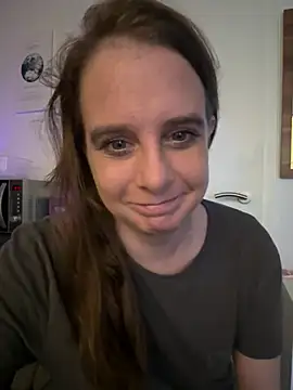 LadyChantale online show from 04-06-26, 06:25