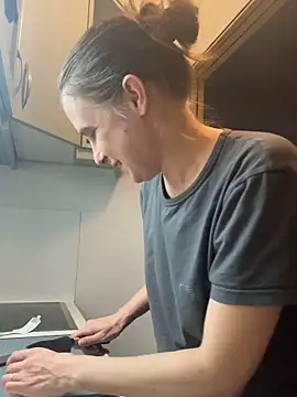 LadyChantale online show from 03-19-26, 09:42