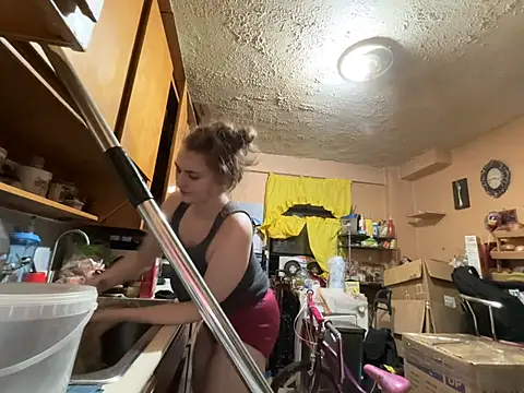 Snowbunnycake 131 online show from 07-10-26, 08:47