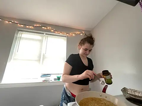 Snowbunnycake 131 online show from 07-18-26, 03:09