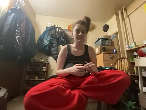 Snowbunnycake 131 online show from 03-09-26, 09:57