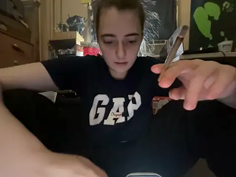Snowbunnycake 131 online show from 06-04-26, 10:47