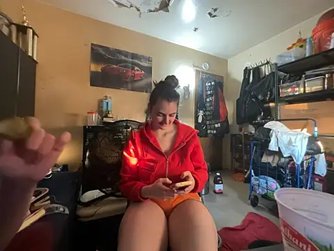 Snowbunnycake 131 online show from 06-29-26, 10:15