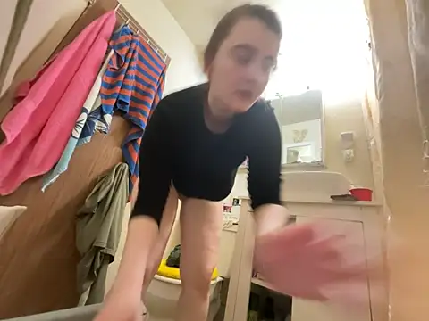 Snowbunnycake 131 online show from 03-12-26, 01:59