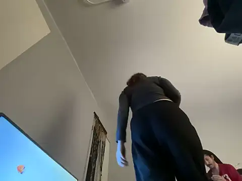 Snowbunnycake 131 online show from 11-11-25, 11:20