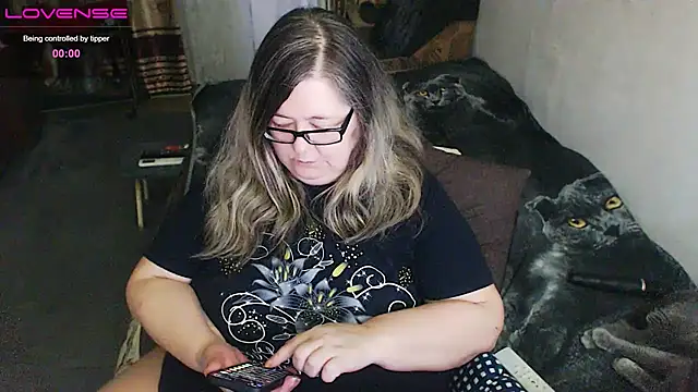 Snapshot of sex2 chatting on 05-28-26, 12:44 sex2 online show from 05-28-26, 12:44