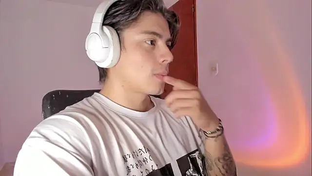 Giordano Russo online show from 04-07-26, 03:58