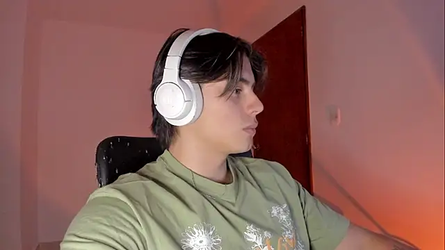 Giordano Russo online show from 11-25-25, 10:43