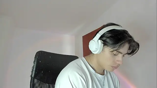 Giordano Russo online show from 03-26-26, 03:43