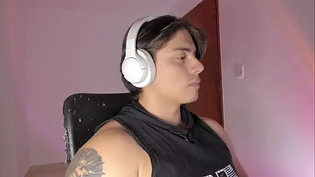 Giordano Russo online show from 04-06-26, 01:01