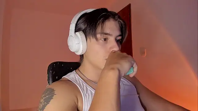 Giordano Russo online show from 12-01-25, 02:01