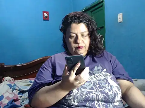 Snapshot of Lauren_baby chatting on 05-21-26, 09:45 Lauren baby online show from 05-21-26, 09:45