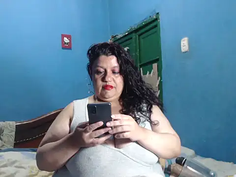 Snapshot of Lauren_baby chatting on 02-06-26, 09:55 Lauren baby online show from 02-06-26, 09:55