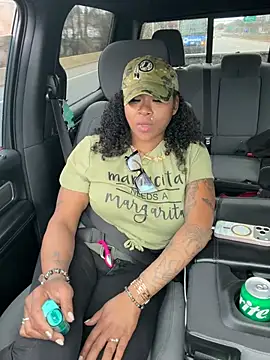 HaloRodeoLover2 online show from 03-16-26, 08:00