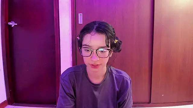  Lunnaa  online show from 02-24-25, 01:46