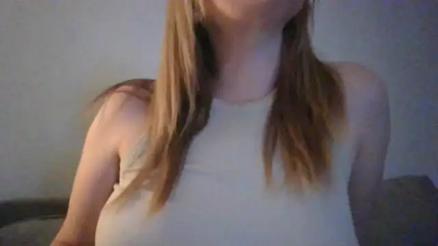 Snapshot of Sexclusive25 chatting on 05-17-26, 08:09 Sexclusive25 online show from 05-17-26, 08:09