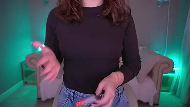 CassandraGood online show from 11-16-25, 06:40