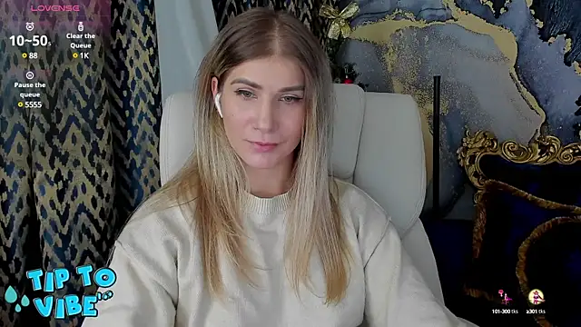 Snapshot of CassandraGood chatting on 01-18-25, 02:58 CassandraGood online show from 01-18-25, 02:58