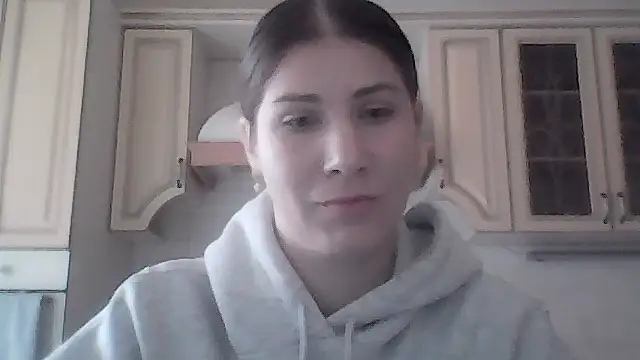 Snapshot of CassandraGood chatting on 10-22-25, 06:46 CassandraGood online show from 10-22-25, 06:46