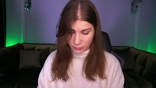 CassandraGood online show from 11-28-25, 07:30