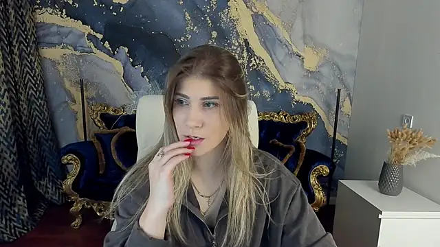 Snapshot of CassandraGood chatting on 03-13-25, 09:37 CassandraGood online show from 03-13-25, 09:37