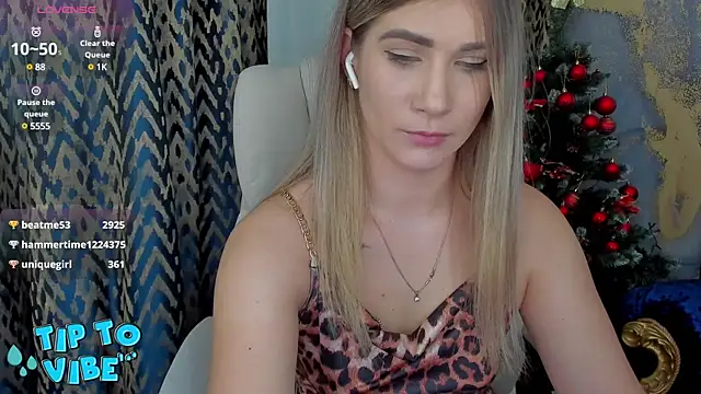 Snapshot of CassandraGood chatting on 01-19-25, 09:55 CassandraGood online show from 01-19-25, 09:55