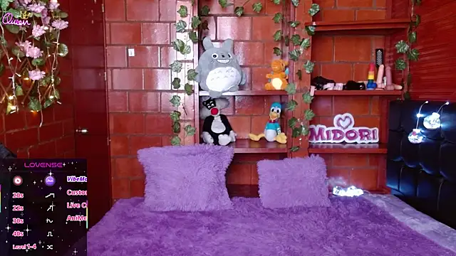 MidoriQuiinn online show from 07-28-26, 06:20