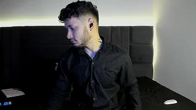 alejandro  2 online show from 09-19-25, 04:00