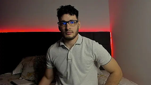 alejandro  2 online show from 09-08-25, 09:47