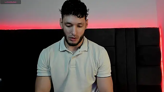 alejandro  2 online show from 04-25-26, 04:59