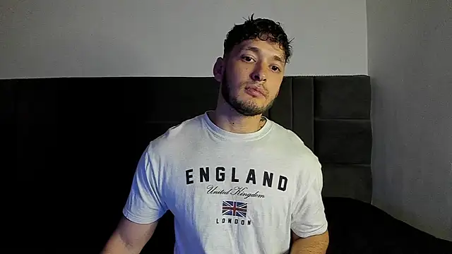 alejandro  2 online show from 11-12-25, 08:12