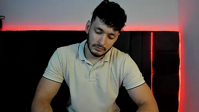 alejandro  2 online show from 02-11-26, 05:57