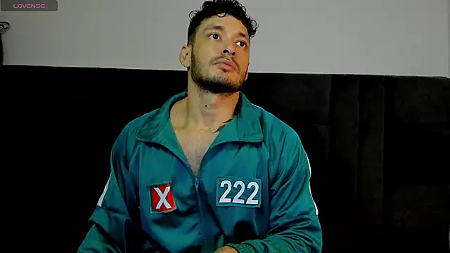 Snapshot of alejandro__2 chatting on 05-06-26, 04:11 alejandro 2 online show from 05-06-26, 04:11
