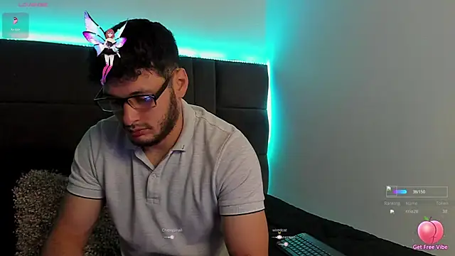 alejandro  2 online show from 10-23-25, 05:11