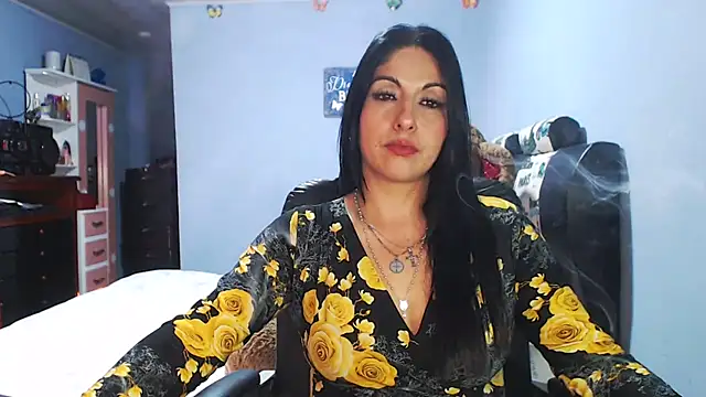 Snapshot of sahtlove1 chatting on 04-29-26, 10:05 sahtlove1 online show from 04-29-26, 10:05